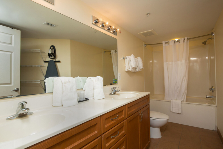 Bathroom 4, Bahama Sands Luxury Condominiums, Horry