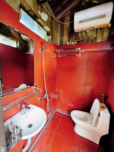 Bathroom 3, Thóc house, Sa Pa