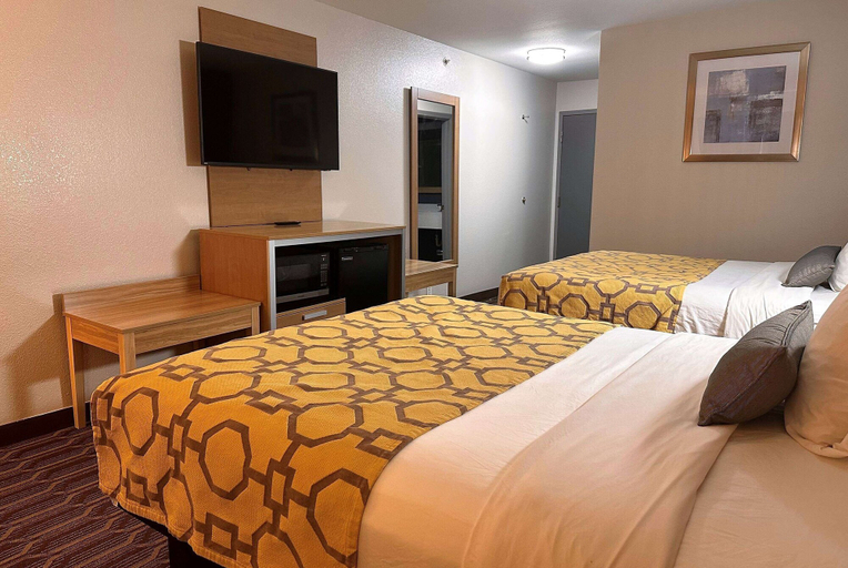 Bedroom 3, Baymont by Wyndham Noblesville, Hamilton