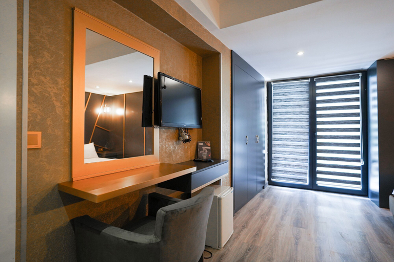 Bathroom 5, Time Hotel Mecidiyekoy, Beşiktaş