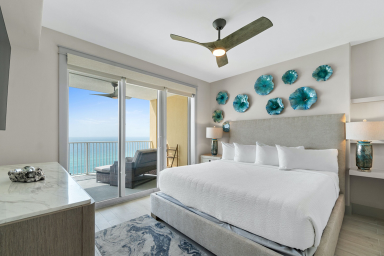 Bedroom 3, Tropic Winds by Panhandle Getaways, Bay