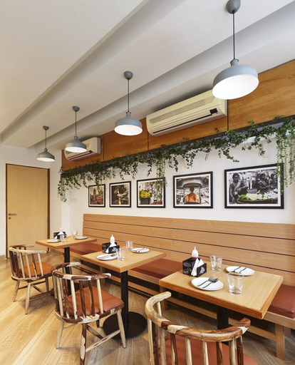 Food & Drinks 5, Monday Hotels Mahape, Thane