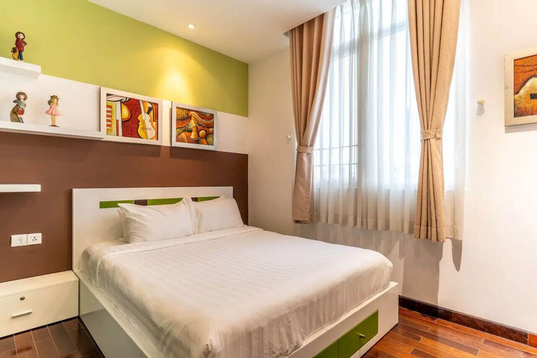 Bedroom 12