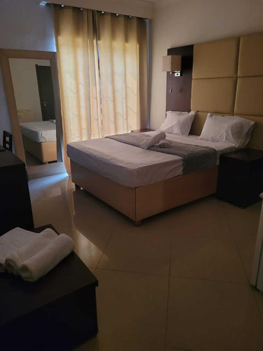 Others 4, Guest House La Plaza, Ingombota