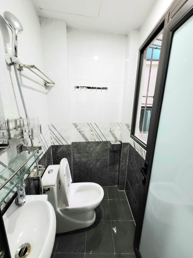 Bathroom 3, Ruby Relax Home, Từ Liêm