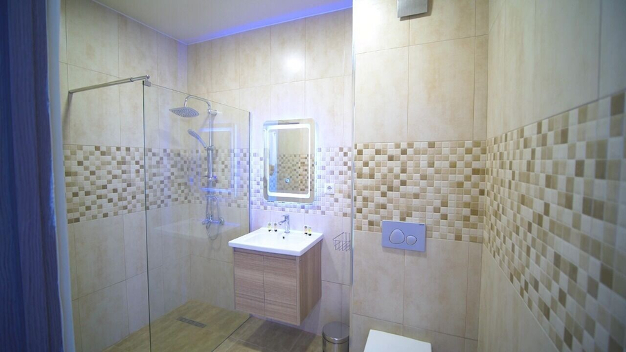 Bathroom 4, Hotel Hills Kvariati, Batumi