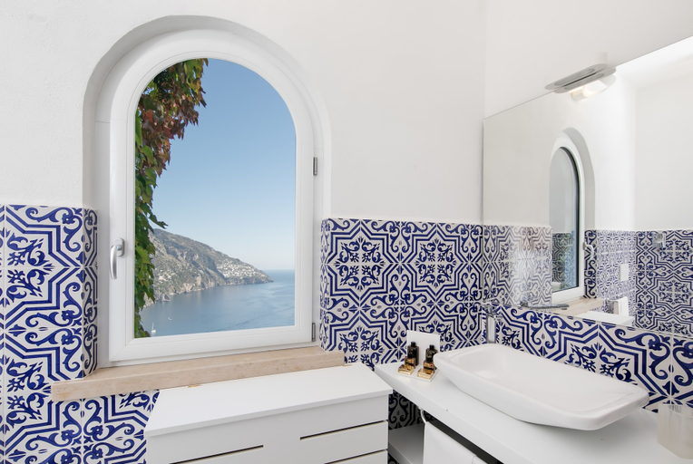 Bathroom 5, Hotel Le Agavi, Salerno