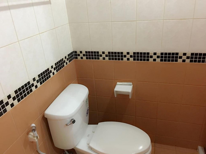Bathroom, Same Same Guesthouse, Phuket Island