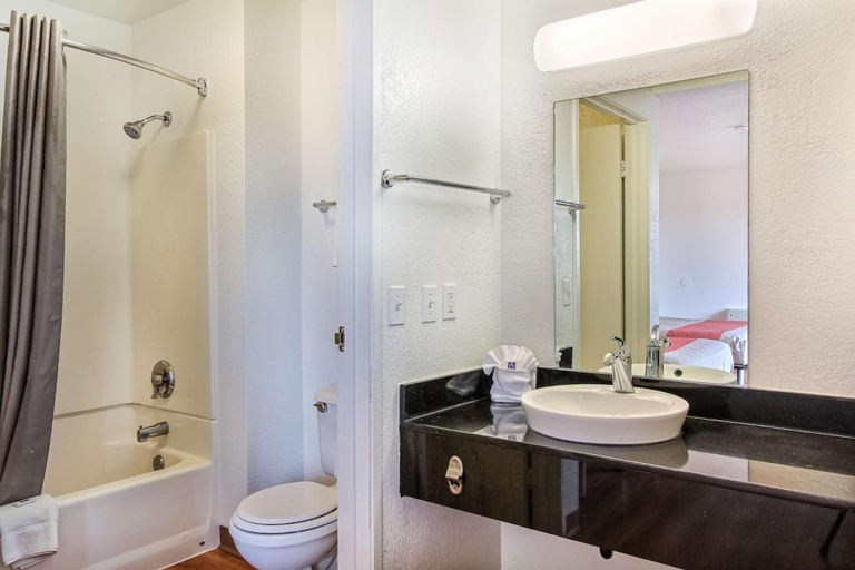 Bathroom 5, Motel 6 Marina, CA - Monterey, Monterey