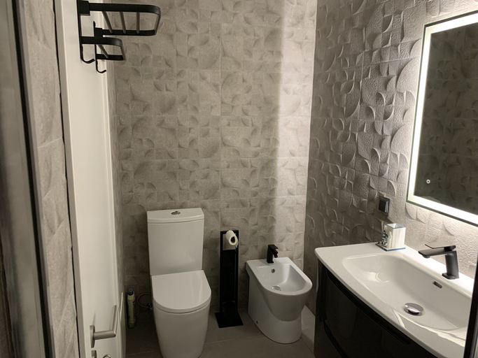 Bathroom 5, Oceanview Oasis in Funchal, Funchal