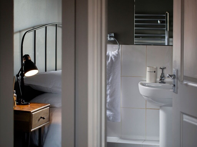 Bathroom 3, The Duke William, Kent