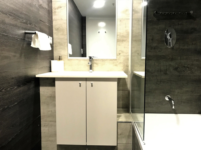 Bathroom 4, S&P Apartments - Albert St, Brisbane