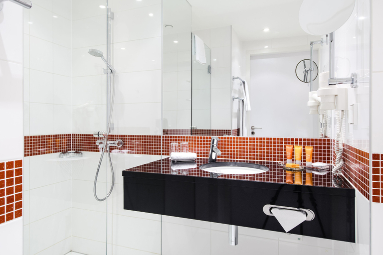 Bathroom 4, Vienna House Easy by Wyndham Katowice, Siemianowice Śląskie