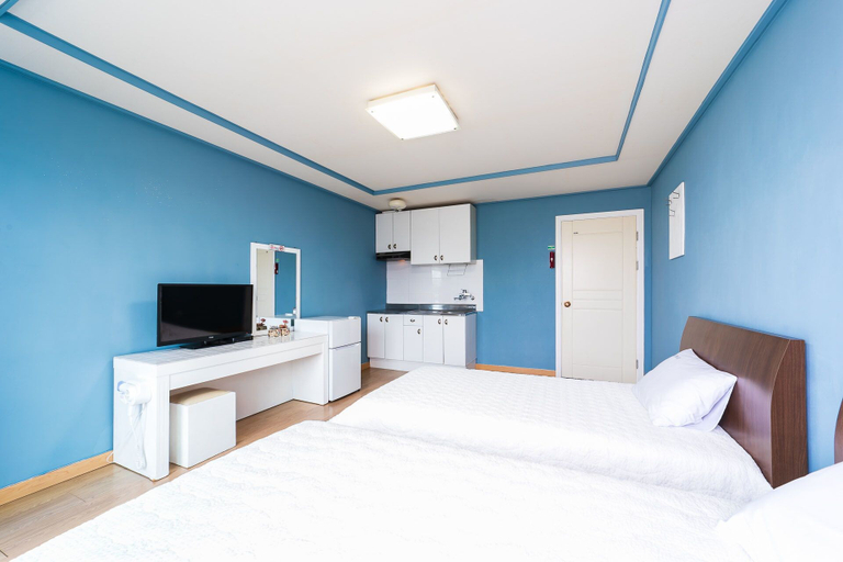 Bedroom 2, Elmar Condotel, Yangyang
