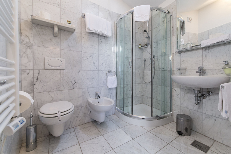 Bathroom 4, Villetta Phasiana, Fažana