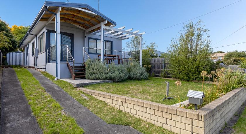 The Bud House, Mornington P'sula - South