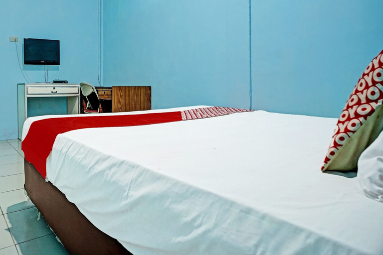Bedroom 5, Hotel O Adela, Toba