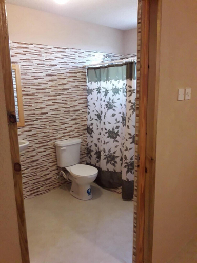 Bathroom 4, Manderley Villas