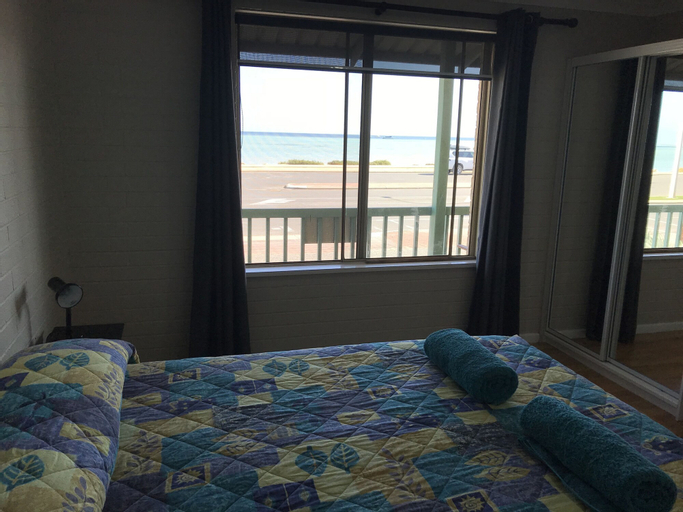 Bedroom 3, Shark Bay Seafront Apartments, Shark Bay