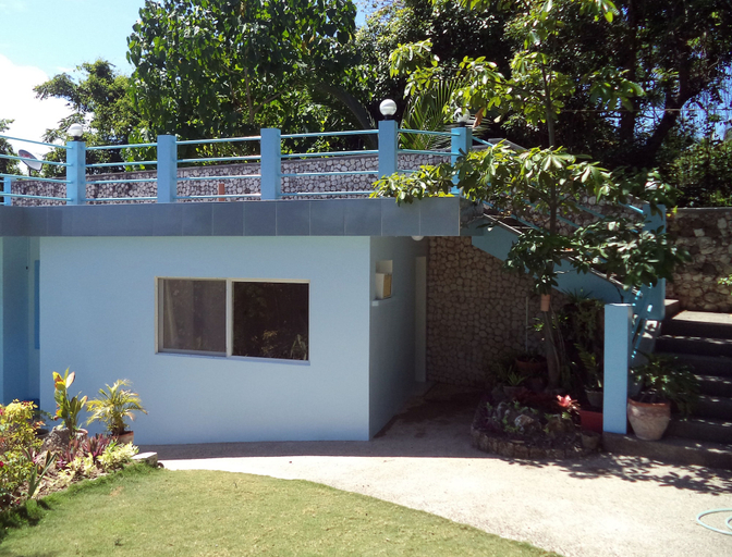 Exterior & Views 2, High Steps Pension, Catmon