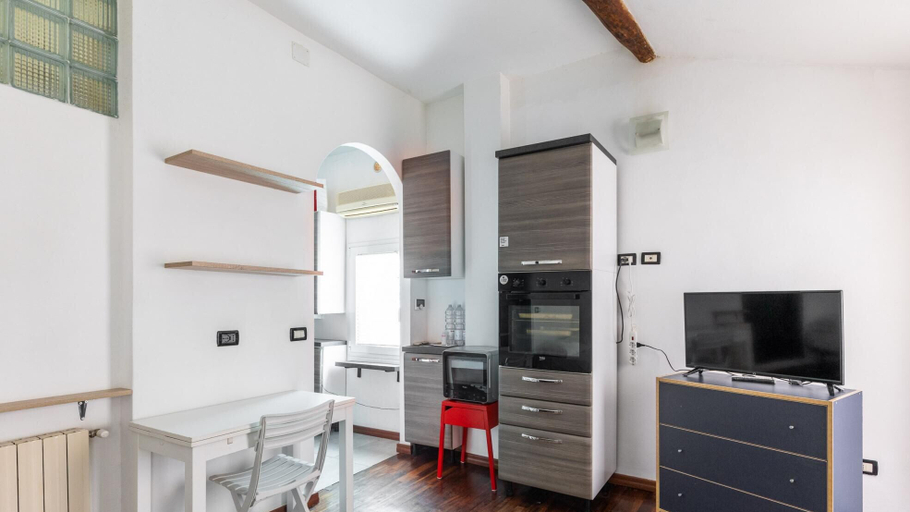 Room 2, Studio Malcontenti con Terrazzo by Wonderful Italy, Bologna