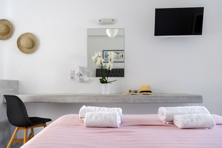 Bedroom 3, Galinos Hotel - Adults Only, South Aegean