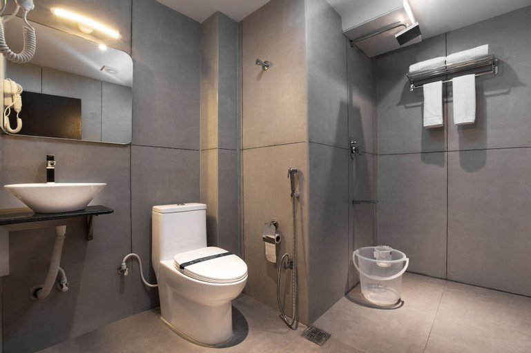 Bathroom 3