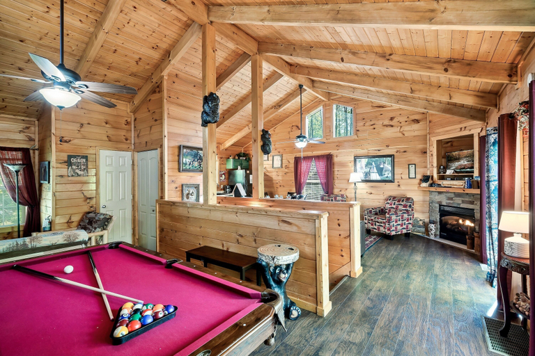 Others 5, A Top Notch Lodge, Sevier