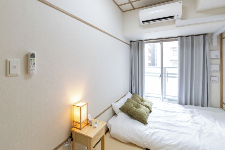Bedroom 2, H2H SHINSAIBASHI I, Osaka