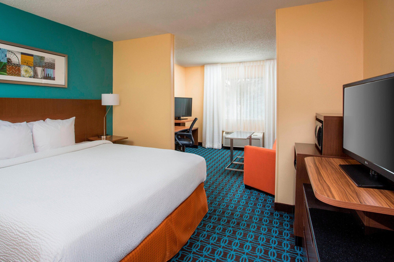 Bedroom 4, Fairfield Inn & Suites By Marriott Ashland, Boyd