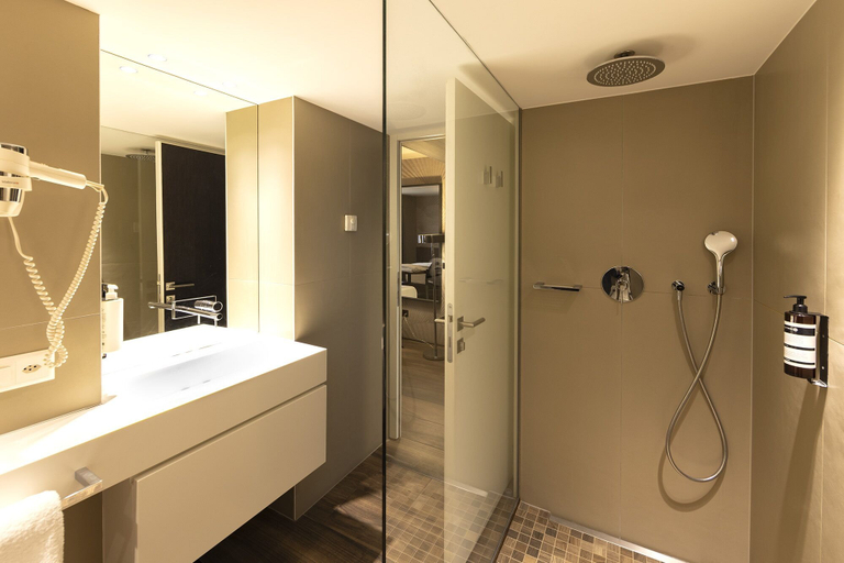 Bathroom 3, San Carlo Suite, Lugano