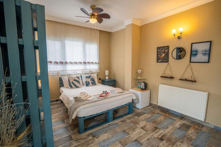 Bedroom 3, Cunda Ada Kızı Otel, Ayvalık