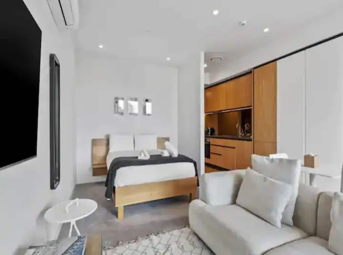 Bedroom 4, Modern Studio in Wynyard Quarter by Zodiak Stays, Waitakere