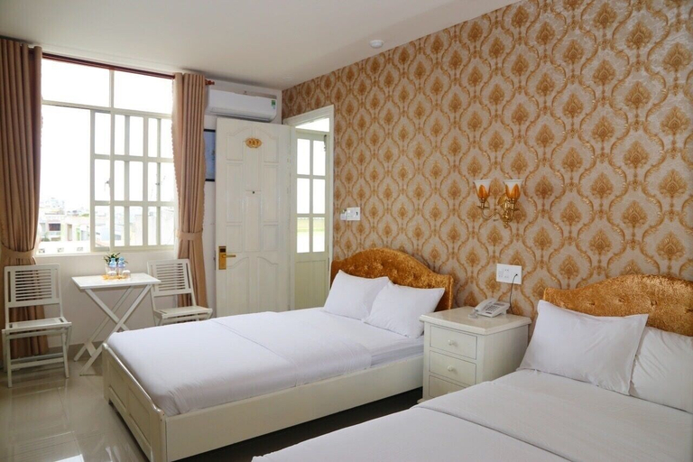 Bedroom 2, Royal Hotel, Tuy Hoa