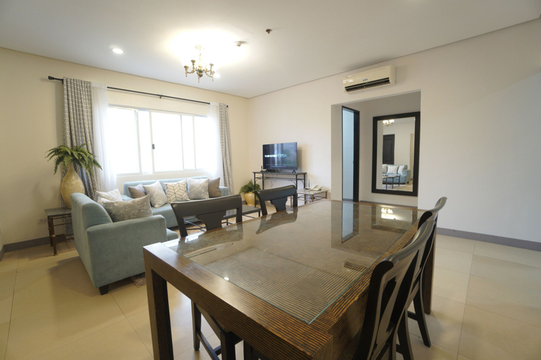 Dining Room 7