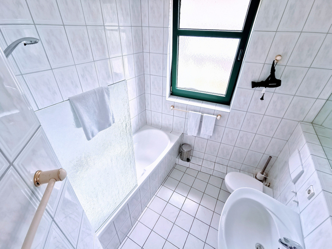 Bathroom 5, Höhen Hotel Viersen, Viersen