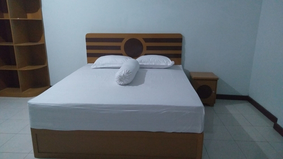 Bedroom 5, Hotel O Fanilly Guest House MarabahanNearJembatan Rumpiang, Barito Kuala