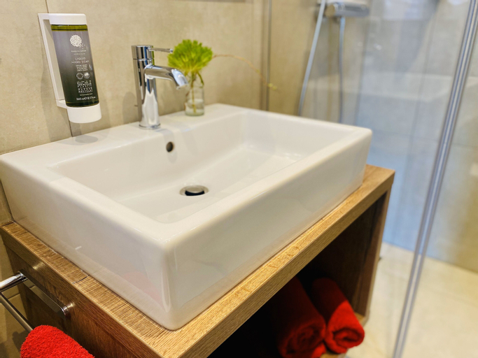 Bathroom 5