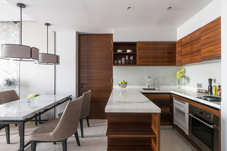 Dining Room 8