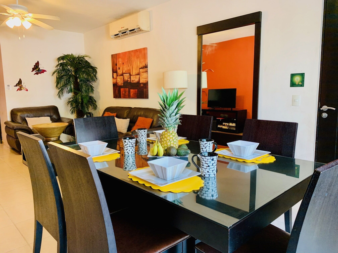 Food & Drinks, Condo Pacifico by Playa Paradise, Cozumel