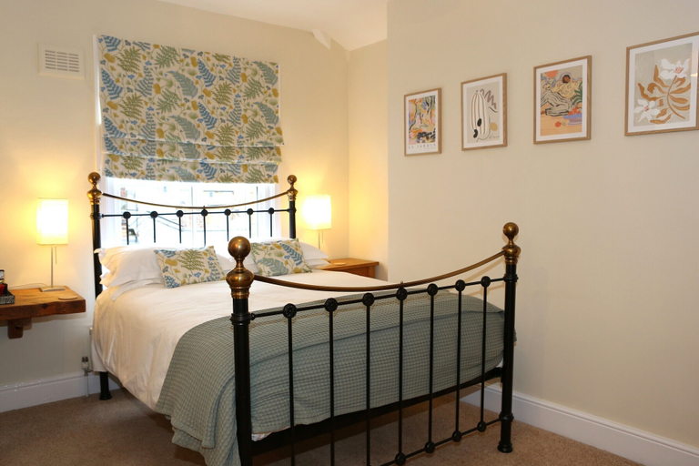 Bedroom 2, The Waves, North Yorkshire