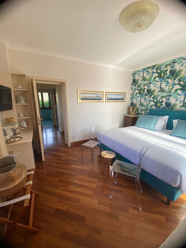 Bedroom 4, Resort Ravenna, Napoli