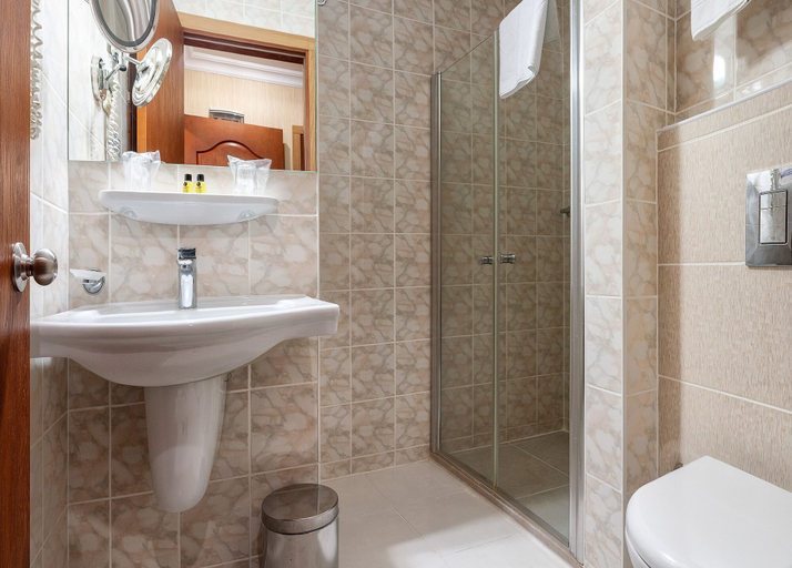 Bathroom, Palm Hotel, Kuşadası