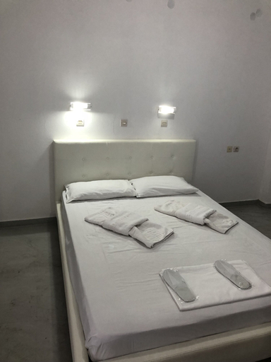 Bedroom 3, Hotel Rodon, South Aegean