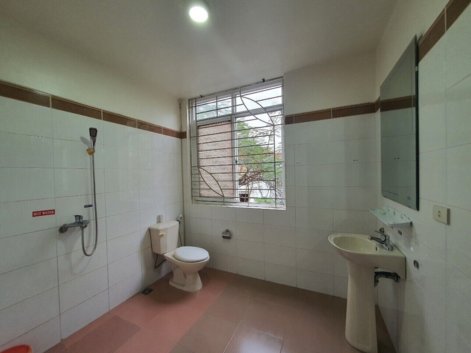 Bathroom 4, Star Hotel Hai Duong, Hải Dương