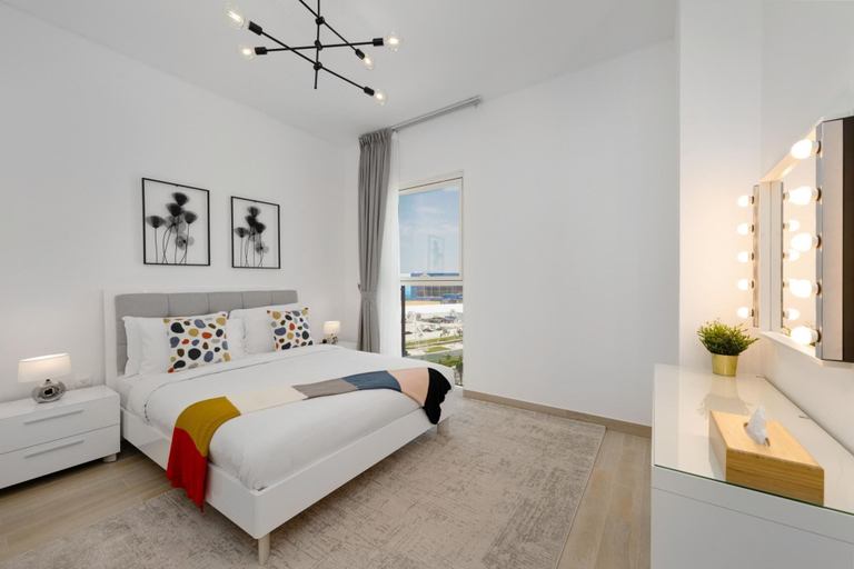 Room 5, Chic Apt on Yas Island cls to ALL Main Attractions, Yas Island