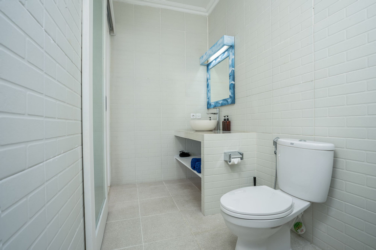 Bathroom 5