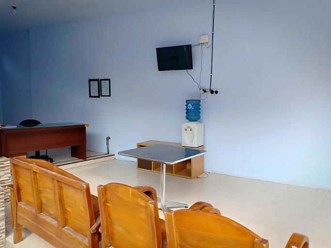 Others 2, Penginapan Kurnia Sluke, Rembang