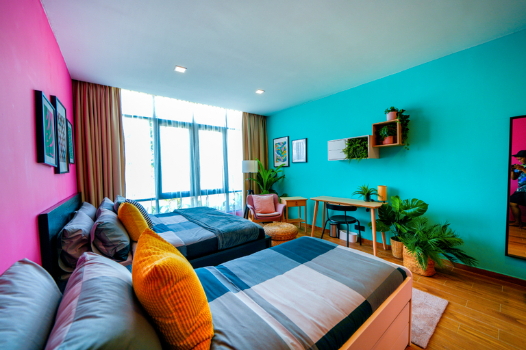 Bedroom 98