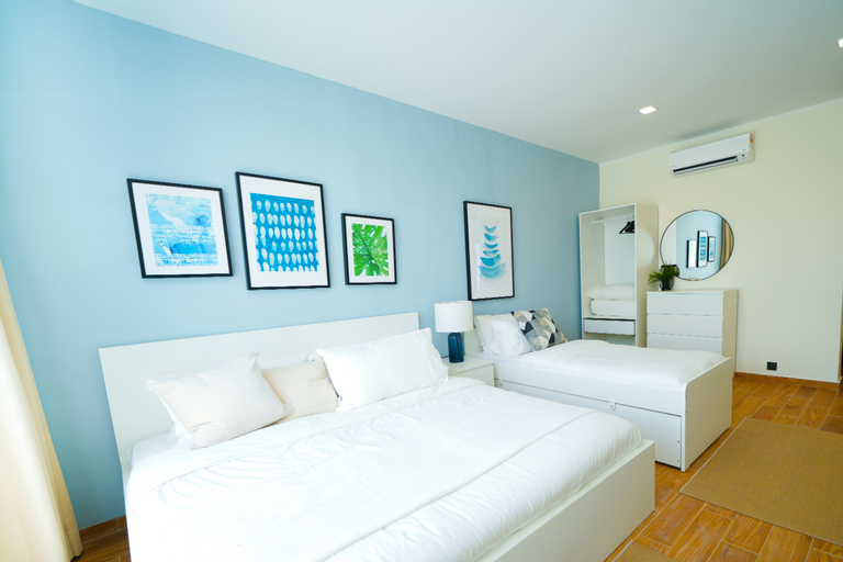 Bedroom 70